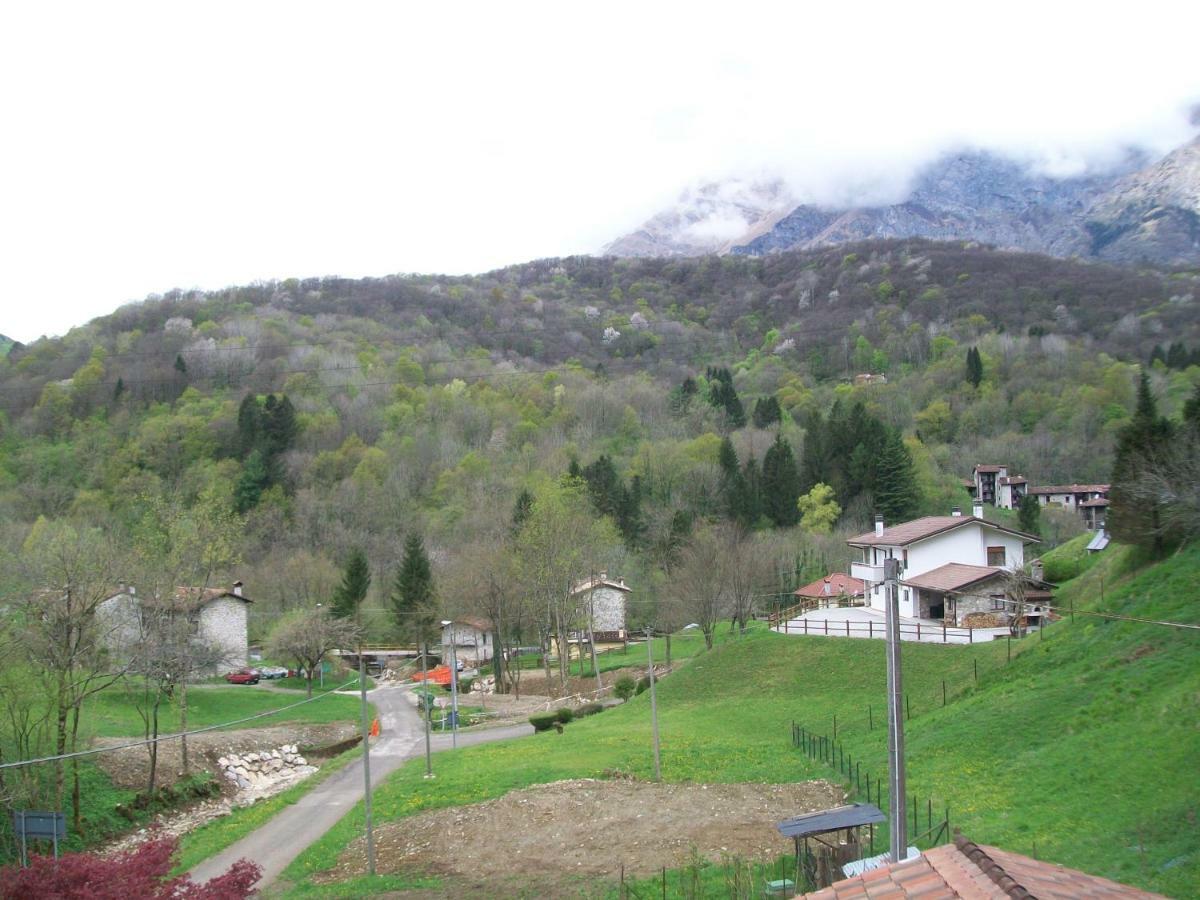 B&B In Fattoria Frisanco Екстер'єр фото